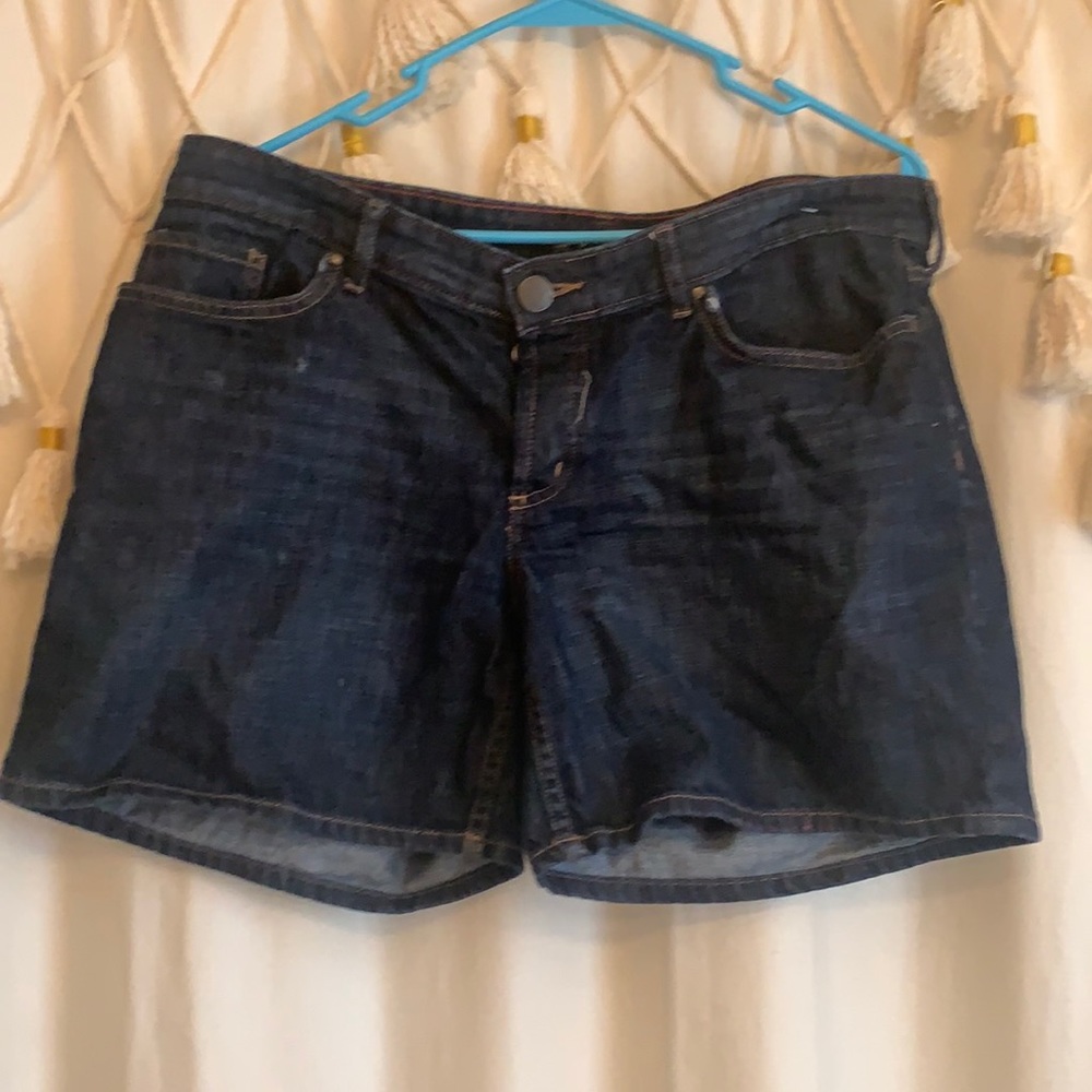 Eddie Bauer button fly dark denim shorts